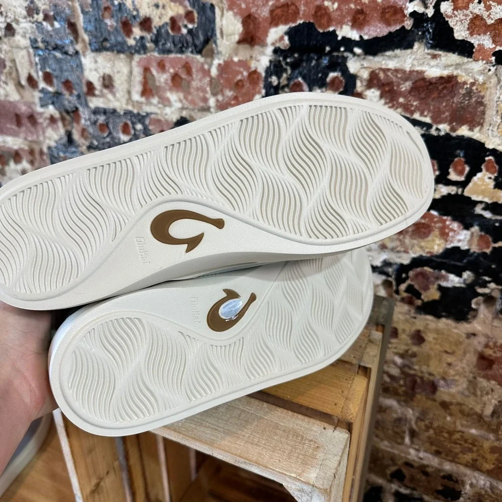 OLUKAI Tradewinds Mens 11 Bamboo Green shoes slip on casual NEW